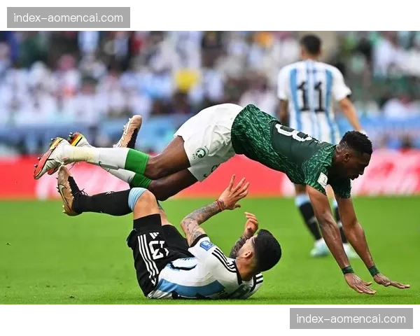 社论：现代足球对跑动的极致要求，是否正在扼杀技术型球员的创造力？